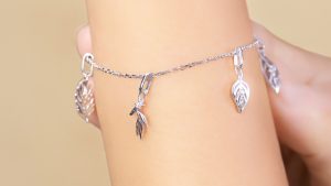 สร้อยข้อมือเพชร